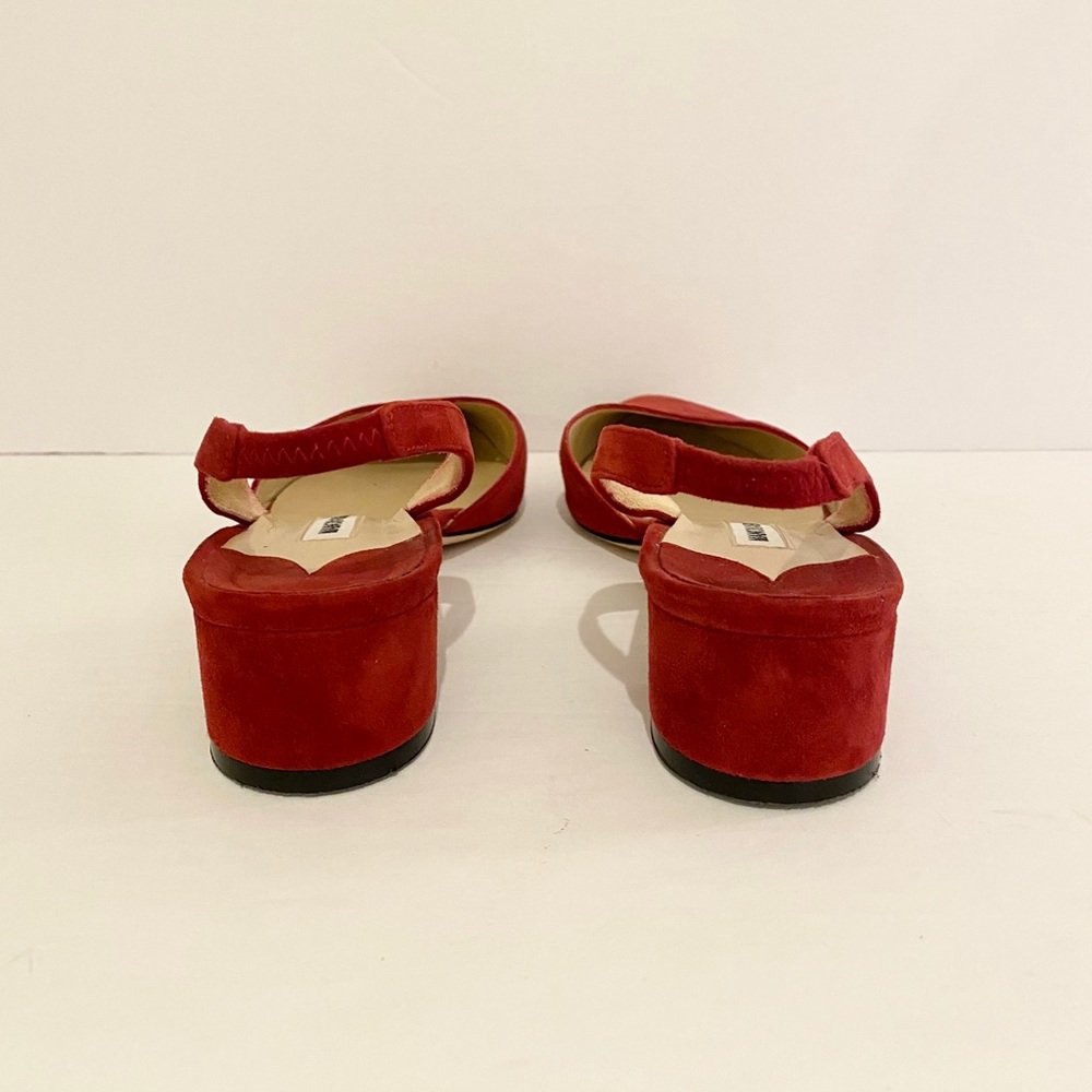 Manolo Blahnik ‘Aspro’ Suede Slingback Pumps - Picture 7 of 11